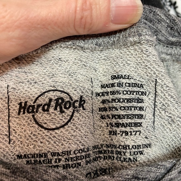 Women’s Hard Rock Cafe sweater size small. - Picture 3 of 3